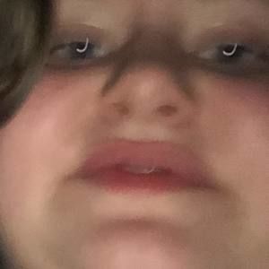 Meet your Posher, Chloe